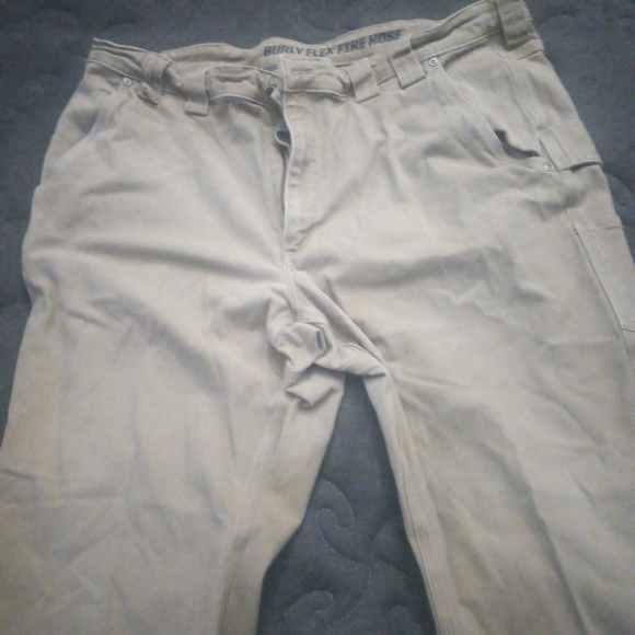 Duluth Trading Co Khaki Burly Flex Fires Hose Cargo Pants Men’s Size 42x30 - Picture 4 of 10